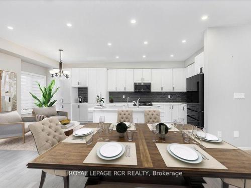 20 Alan Williams Tr, Uxbridge, ON - Indoor Photo Showing Dining Room