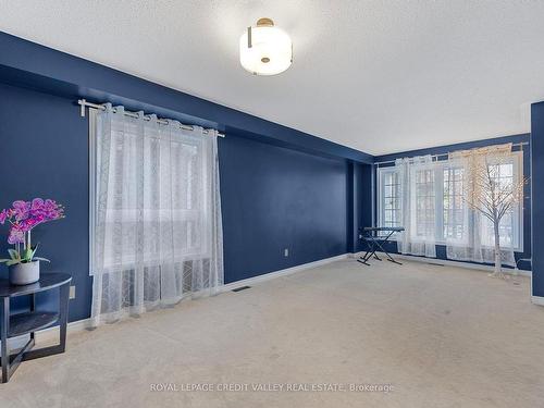 157 Succession Cres, Barrie, ON -  Photo Showing Other Room