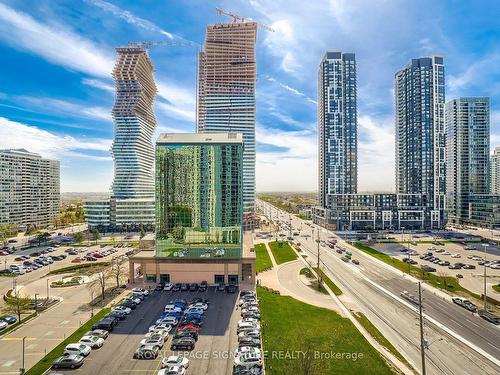 3008-330 Burnhamthorpe Rd W, Mississauga, ON - Outdoor