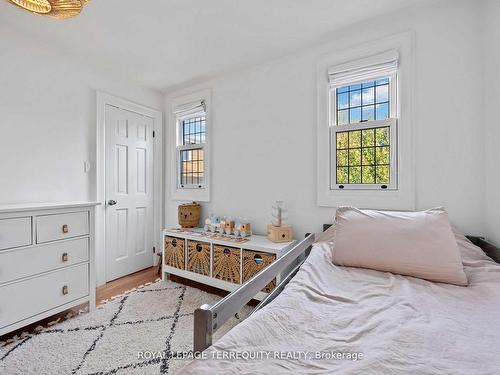 60 Bushey Ave, Toronto, ON - Indoor Photo Showing Bedroom