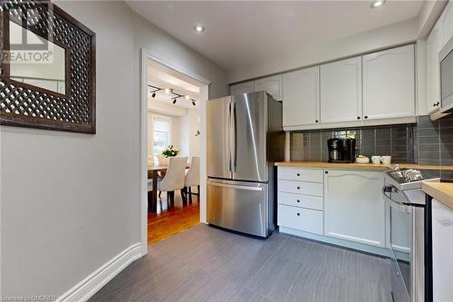 2215 Cleaver Avenue Unit# 6, Burlington, ON - Indoor Photo Showing Kitchen