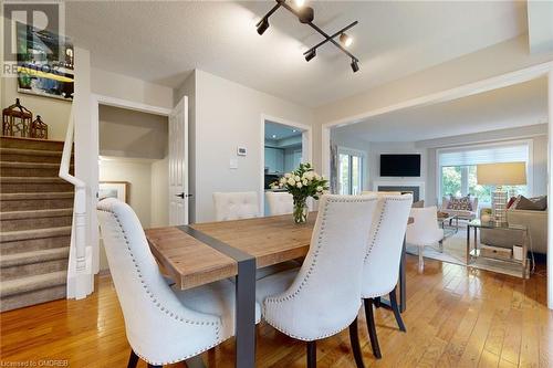 2215 Cleaver Avenue Unit# 6, Burlington, ON - Indoor Photo Showing Dining Room