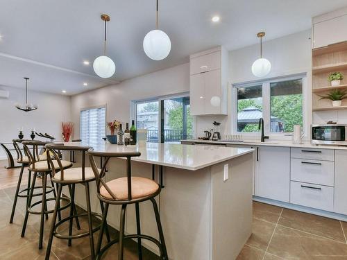 Cuisine - 63 18E Avenue, Sainte-Marthe-Sur-Le-Lac, QC - Indoor Photo Showing Kitchen With Upgraded Kitchen