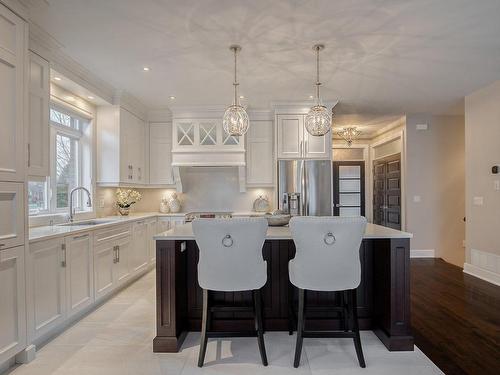 Kitchen - 687 Rue Des Églantiers, Boucherville, QC - Indoor Photo Showing Kitchen With Upgraded Kitchen