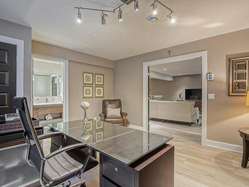 Family room - 687 Rue Des Églantiers, Boucherville, QC - Indoor Photo Showing Living Room