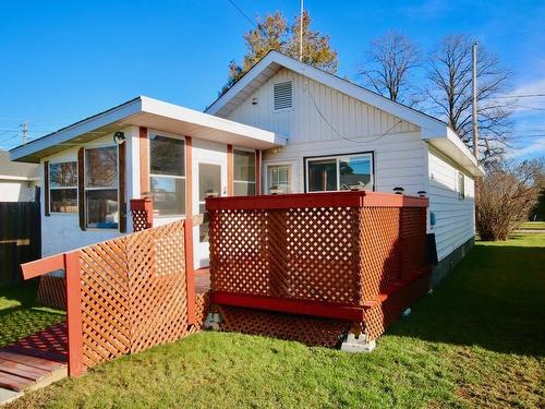 931 Christie Avenue, Fort Frances, ON - Outdoor With Deck Patio Veranda