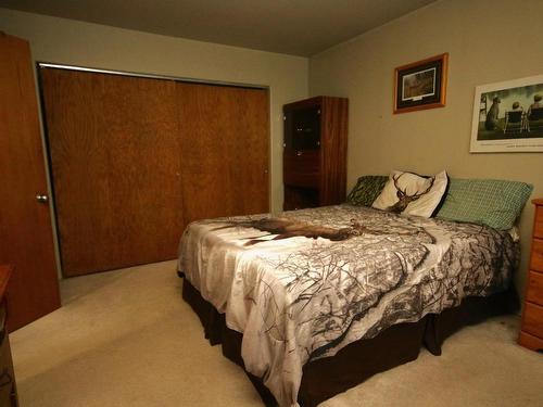 3827 602 Highway, Devlin, ON - Indoor Photo Showing Bedroom