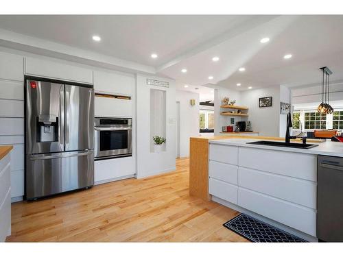 Cuisine - 488 Rue De La Colline, Sainte-Adèle, QC - Indoor Photo Showing Kitchen With Upgraded Kitchen