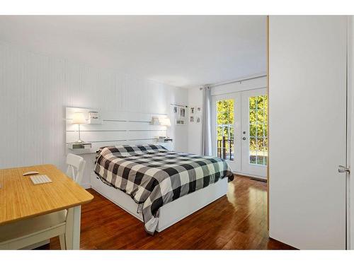 Chambre Ã  coucher principale - 488 Rue De La Colline, Sainte-Adèle, QC - Indoor Photo Showing Bedroom