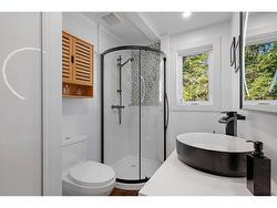 Ensuite bathroom - 