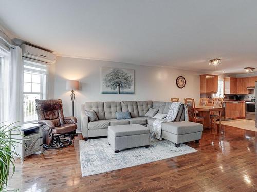 Salon - 301-8000 Boul. Lévesque E., Laval (Duvernay), QC - Indoor Photo Showing Living Room