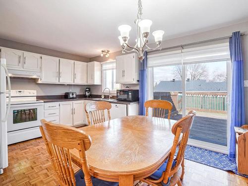 Kitchen - 89 31E Avenue, Saint-Eustache, QC - Indoor Photo Showing Kitchen With Double Sink