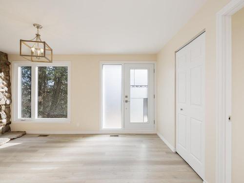 Living room - 198 Rue St-François, Rigaud, QC - Indoor Photo Showing Other Room