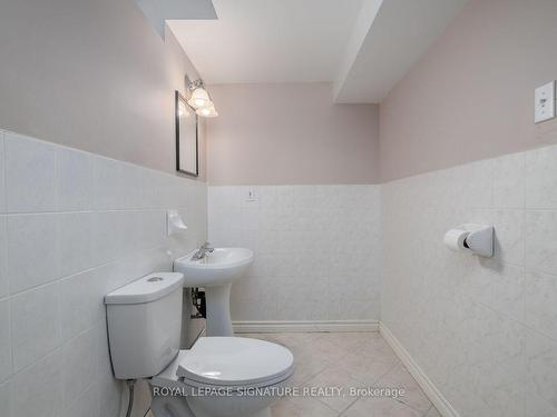 7 Salt Dr, Ajax, ON - Indoor Photo Showing Bathroom