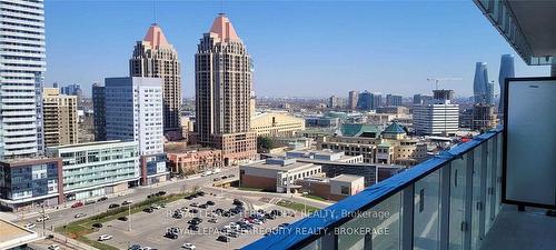 1509-3900 Confederation Pkwy, Mississauga, ON - Outdoor With Balcony