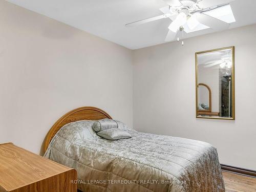 7 Canton Ave, Toronto, ON - Indoor Photo Showing Bedroom