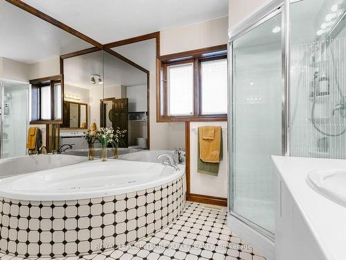 7 Canton Ave, Toronto, ON - Indoor Photo Showing Bathroom