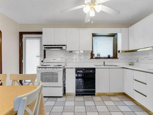 7 Canton Ave, Toronto, ON - Indoor Photo Showing Kitchen With Double Sink