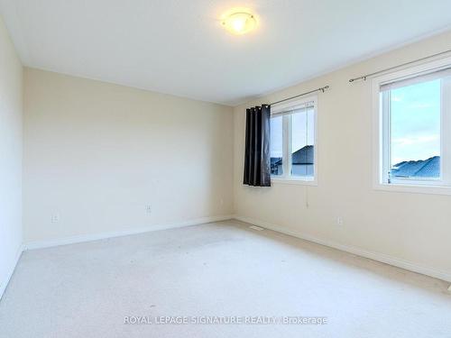 6366 Dilalla Cres, Niagara Falls, ON - Indoor Photo Showing Other Room