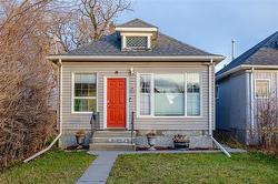 413 Queen ST  Winnipeg, MB R3J 1K9