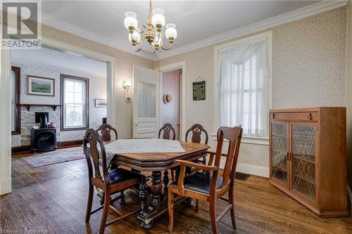 94 Sutherland Street W, Caledonia, ON - Indoor Photo Showing Dining Room