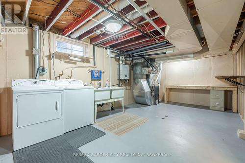 29 Southdale Drive, St. Catharines (442 - Vine/Linwell), ON - Indoor Photo Showing Laundry Room