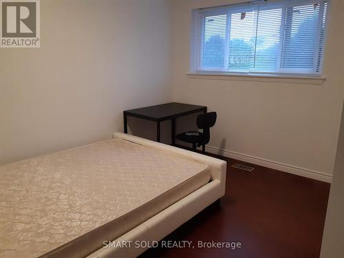 Main - 15 Deerford Road, Toronto, ON - Indoor Photo Showing Bedroom