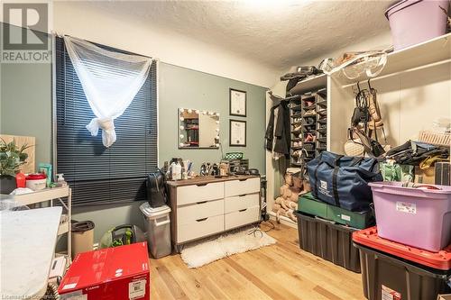 View of storage area - 99 East 36Th Street, Hamilton, ON - Indoor Photo Showing Other Room