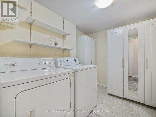 511 - 8111 Yonge Street, Markham, ON - Indoor Photo Showing Laundry Room