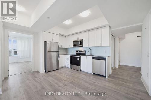 320 - 9700 Ninth Line, Markham, ON - Indoor Photo Showing Kitchen