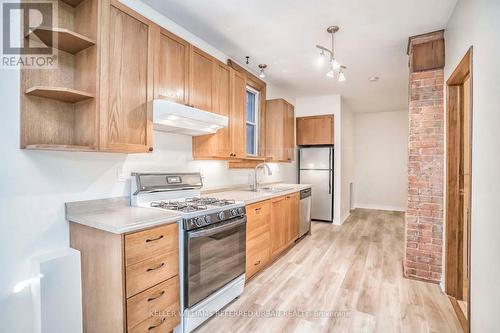 Main - 226 Harvie Avenue, Toronto, ON - Indoor Photo Showing Kitchen