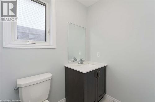 901 Bamford Terrace, Peterborough, ON - Indoor Photo Showing Bathroom