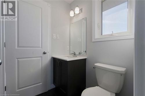 901 Bamford Terrace, Peterborough, ON - Indoor Photo Showing Bathroom