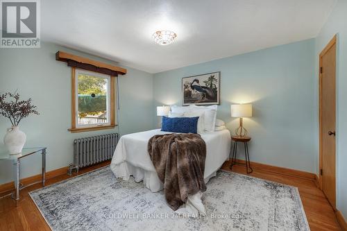 56 Elfreda Boulevard, Toronto (Clairlea-Birchmount), ON - Indoor Photo Showing Bedroom