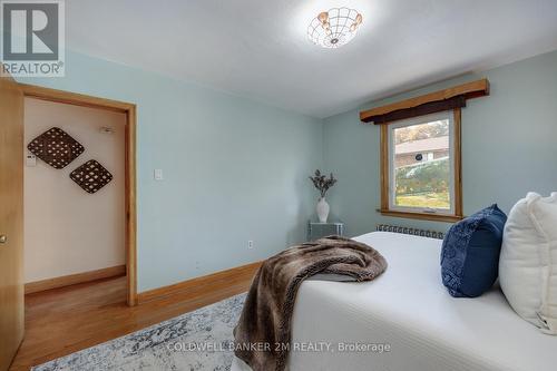 56 Elfreda Boulevard, Toronto (Clairlea-Birchmount), ON - Indoor Photo Showing Bedroom