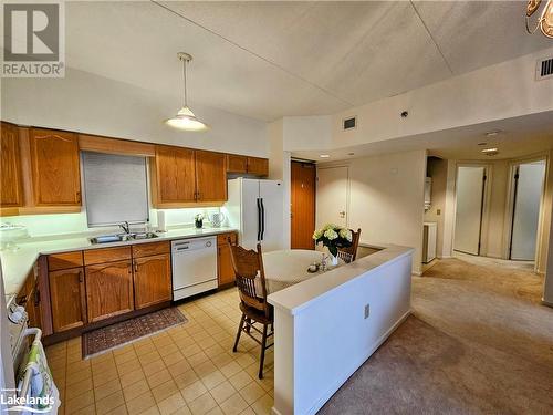 49 Raglan Street Unit# 109, Collingwood, ON - Indoor Photo Showing Kitchen With Double Sink