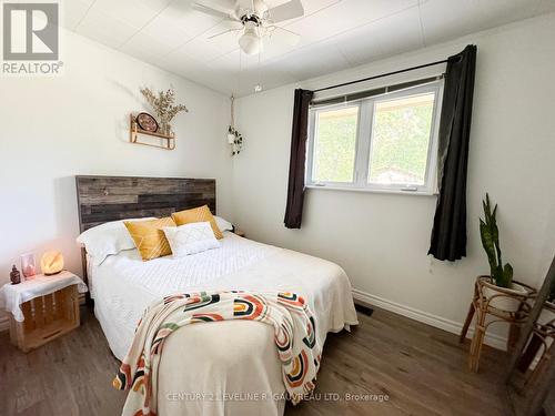 199 Montgomery Avenue, Temiskaming Shores, ON - Indoor Photo Showing Bedroom