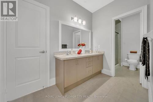 9 Balloon Crescent, Brampton, ON - Indoor Photo Showing Bathroom