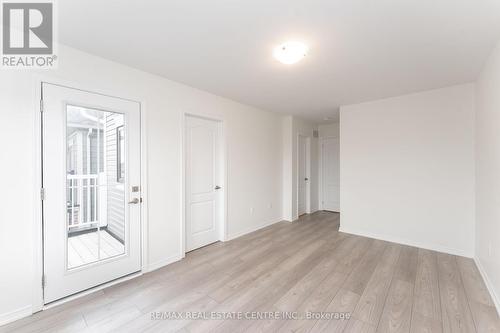 83 Holder Drive, Brantford, ON - Indoor Photo Showing Other Room