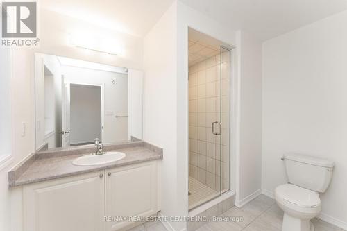 83 Holder Drive, Brantford, ON - Indoor Photo Showing Bathroom