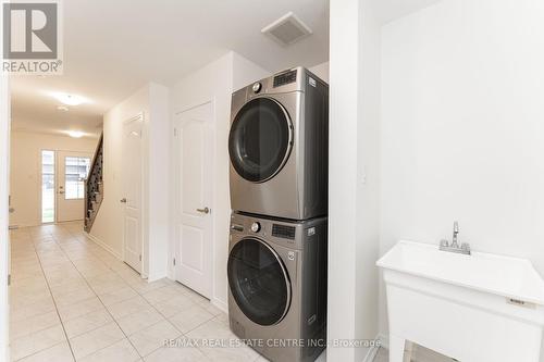 83 Holder Drive, Brantford, ON - Indoor Photo Showing Laundry Room