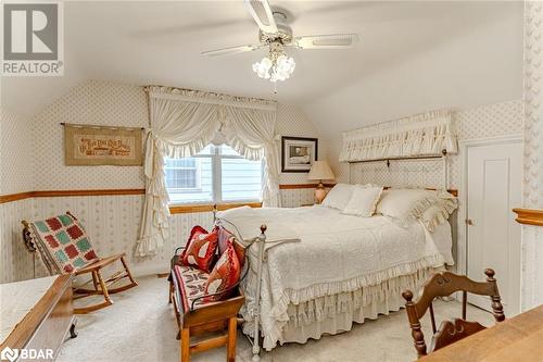 63 Nelson Street, Barrie, ON - Indoor Photo Showing Bedroom