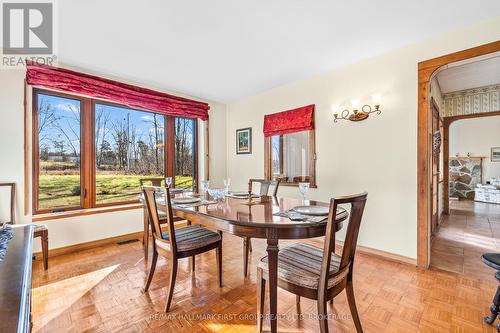 2881 Quabbin Road, Kingston (City North Of 401), ON - Indoor Photo Showing Dining Room