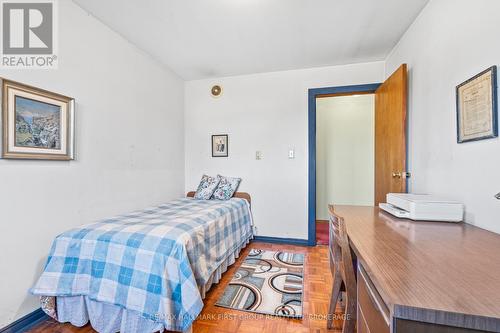 2881 Quabbin Road, Kingston (City North Of 401), ON - Indoor Photo Showing Bedroom