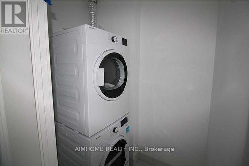 4407 - 395 Bloor Street E, Toronto, ON - Indoor Photo Showing Laundry Room