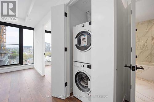 717 - 505 Richmond Street W, Toronto, ON - Indoor Photo Showing Laundry Room