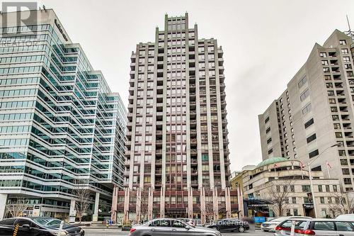 1007 - 85 Bloor Street E, Toronto, ON - Outdoor With Facade