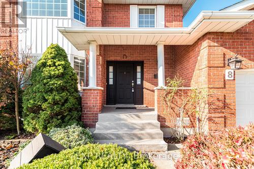 8 Donalda Court, St. Catharines (444 - Carlton/Bunting), ON - Outdoor