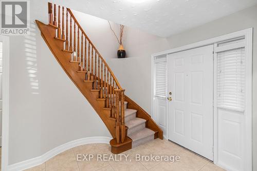 8 Donalda Court, St. Catharines (444 - Carlton/Bunting), ON - Indoor Photo Showing Other Room