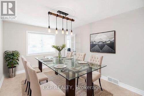 8 Donalda Court, St. Catharines (444 - Carlton/Bunting), ON - Indoor Photo Showing Dining Room